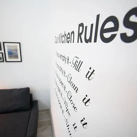 Very - Sunny - Comfy *