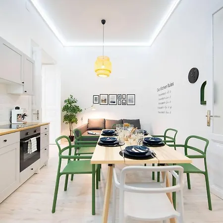 Ferienhaus Very - Sunny - Comfy Budapest